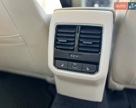 Фольксваген Пассат 2017 в Львове на Automoto.ua Белый Фольксваген Пассат, объемом двигателя 1.8 л и пробегом 78 тыс. км за 15750 $, фото 27 на Automoto.ua