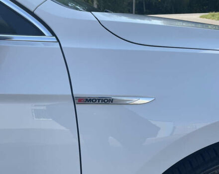 Белый Фольксваген Пассат, объемом двигателя 1.97 л и пробегом 123 тыс. км за 23499 $, фото 7 на Automoto.ua