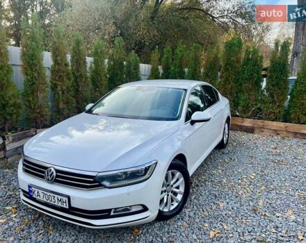 Белый Фольксваген Пассат, объемом двигателя 1.97 л и пробегом 240 тыс. км за 17900 $, фото 17 на Automoto.ua