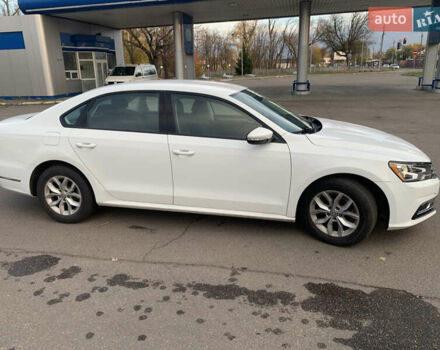 Білий Фольксваген Пассат, об'ємом двигуна 1.98 л та пробігом 161 тис. км за 15500 $, фото 7 на Automoto.ua