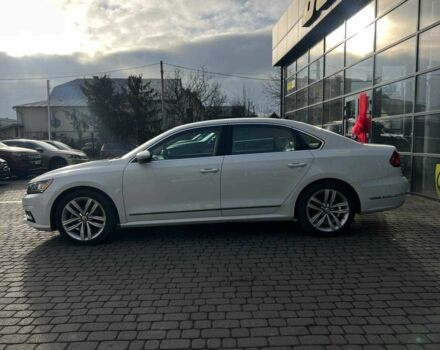 Белый Фольксваген Пассат, объемом двигателя 1.8 л и пробегом 178 тыс. км за 14200 $, фото 3 на Automoto.ua