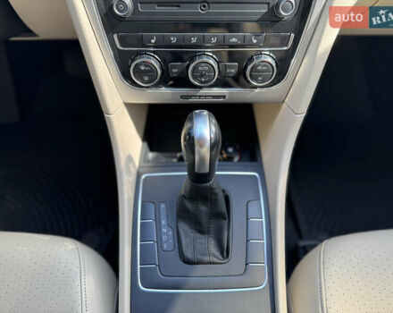 Белый Фольксваген Пассат, объемом двигателя 1.8 л и пробегом 78 тыс. км за 13800 $, фото 27 на Automoto.ua