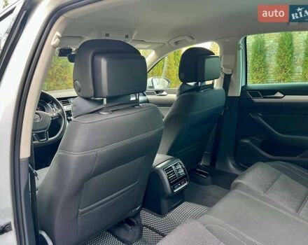 Белый Фольксваген Пассат, объемом двигателя 1.97 л и пробегом 240 тыс. км за 17900 $, фото 68 на Automoto.ua