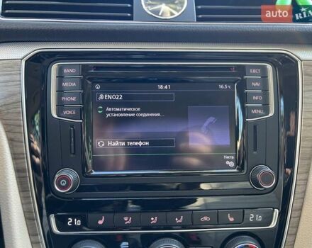 Фольксваген Пассат 2017 в Львове на Automoto.ua Белый Фольксваген Пассат, объемом двигателя 1.8 л и пробегом 78 тыс. км за 15750 $, фото 34 на Automoto.ua