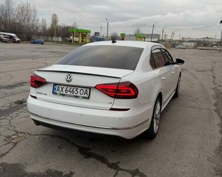 Белый Фольксваген Пассат, объемом двигателя 1.8 л и пробегом 108 тыс. км за 17500 $, фото 1 на Automoto.ua
