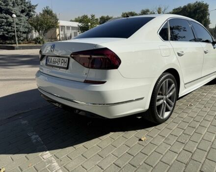 Белый Фольксваген Пассат, объемом двигателя 1.8 л и пробегом 160 тыс. км за 13999 $, фото 3 на Automoto.ua