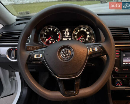 Белый Фольксваген Пассат, объемом двигателя 2 л и пробегом 273 тыс. км за 8300 $, фото 26 на Automoto.ua