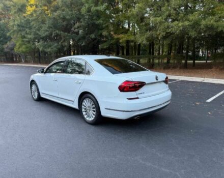 Білий Фольксваген Пассат, об'ємом двигуна 1.8 л та пробігом 59 тис. км за 2550 $, фото 4 на Automoto.ua