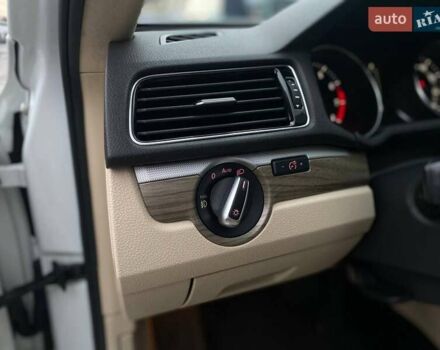 Белый Фольксваген Пассат, объемом двигателя 1.8 л и пробегом 167 тыс. км за 13990 $, фото 23 на Automoto.ua