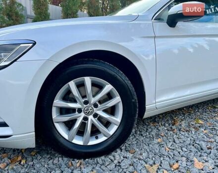 Белый Фольксваген Пассат, объемом двигателя 1.97 л и пробегом 240 тыс. км за 17900 $, фото 13 на Automoto.ua