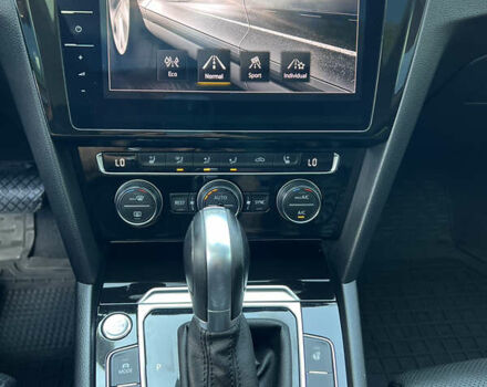 Белый Фольксваген Пассат, объемом двигателя 2 л и пробегом 168 тыс. км за 22700 $, фото 19 на Automoto.ua