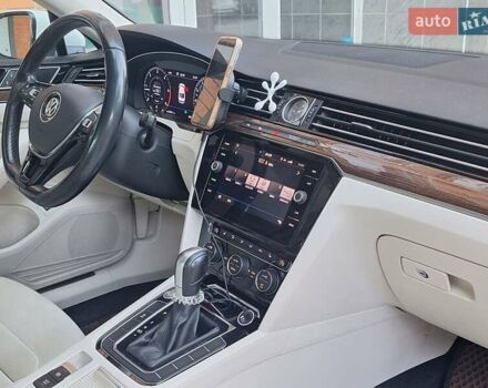 Белый Фольксваген Пассат, объемом двигателя 2 л и пробегом 200 тыс. км за 22500 $, фото 52 на Automoto.ua