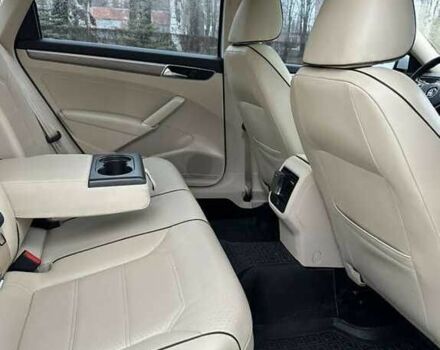 Білий Фольксваген Пассат, об'ємом двигуна 1.8 л та пробігом 132 тис. км за 10000 $, фото 9 на Automoto.ua