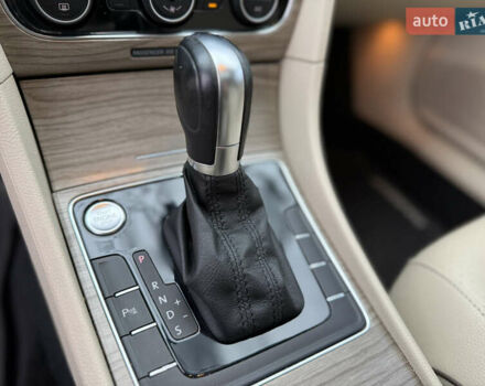 Белый Фольксваген Пассат, объемом двигателя 1.8 л и пробегом 150 тыс. км за 14600 $, фото 27 на Automoto.ua