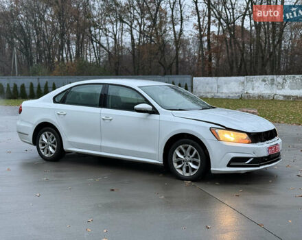 Белый Фольксваген Пассат, объемом двигателя 2 л и пробегом 273 тыс. км за 8300 $, фото 5 на Automoto.ua