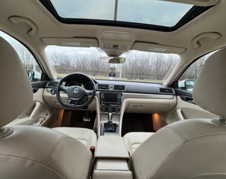 Белый Фольксваген Пассат, объемом двигателя 1.8 л и пробегом 178 тыс. км за 14000 $, фото 6 на Automoto.ua