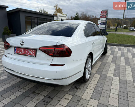 Фольксваген Пассат 2017 в Львове на Automoto.ua Белый Фольксваген Пассат, объемом двигателя 2 л и пробегом 88 тыс. км за 15900 $, фото 9 на Automoto.ua