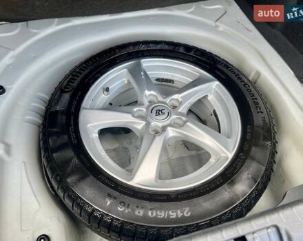 Белый Фольксваген Пассат, объемом двигателя 1.97 л и пробегом 240 тыс. км за 17900 $, фото 89 на Automoto.ua