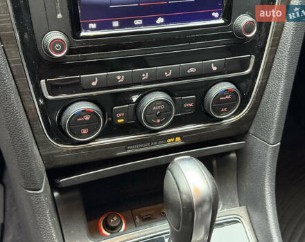 Белый Фольксваген Пассат, объемом двигателя 1.8 л и пробегом 57 тыс. км за 11299 $, фото 43 на Automoto.ua