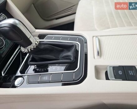 Белый Фольксваген Пассат, объемом двигателя 2 л и пробегом 200 тыс. км за 22500 $, фото 36 на Automoto.ua