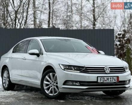 Белый Фольксваген Пассат, объемом двигателя 2 л и пробегом 198 тыс. км за 18950 $, фото 29 на Automoto.ua