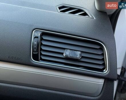 Белый Фольксваген Пассат, объемом двигателя 2 л и пробегом 90 тыс. км за 12800 $, фото 76 на Automoto.ua