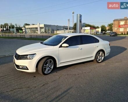 Белый Фольксваген Пассат, объемом двигателя 1.98 л и пробегом 134 тыс. км за 15500 $, фото 24 на Automoto.ua