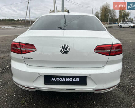 Белый Фольксваген Пассат, объемом двигателя 2 л и пробегом 120 тыс. км за 22000 $, фото 3 на Automoto.ua