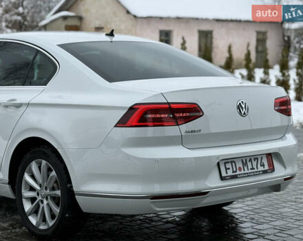Белый Фольксваген Пассат, объемом двигателя 2 л и пробегом 198 тыс. км за 18950 $, фото 41 на Automoto.ua