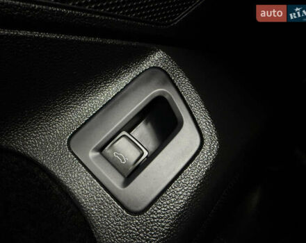 Белый Фольксваген Пассат, объемом двигателя 2 л и пробегом 198 тыс. км за 18950 $, фото 112 на Automoto.ua