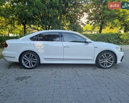 Белый Фольксваген Пассат, объемом двигателя 2 л и пробегом 148 тыс. км за 16700 $, фото 5 на Automoto.ua