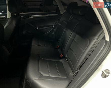 Білий Фольксваген Пассат, об'ємом двигуна 1.98 л та пробігом 143 тис. км за 12900 $, фото 39 на Automoto.ua