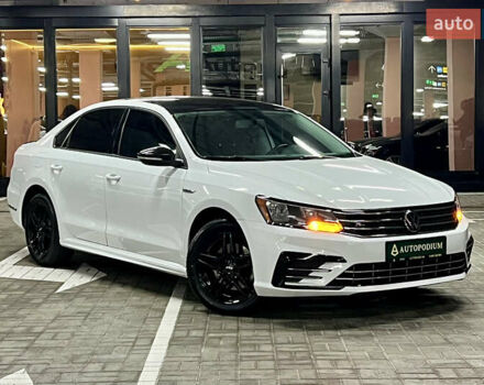 Білий Фольксваген Пассат, об'ємом двигуна 1.98 л та пробігом 143 тис. км за 12900 $, фото 2 на Automoto.ua