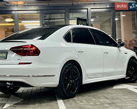 Білий Фольксваген Пассат, об'ємом двигуна 1.98 л та пробігом 143 тис. км за 13800 $, фото 12 на Automoto.ua