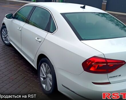 Белый Фольксваген Пассат, объемом двигателя 2 л и пробегом 167 тыс. км за 11770 $, фото 5 на Automoto.ua