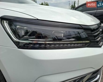 Белый Фольксваген Пассат, объемом двигателя 1.98 л и пробегом 134 тыс. км за 15500 $, фото 5 на Automoto.ua