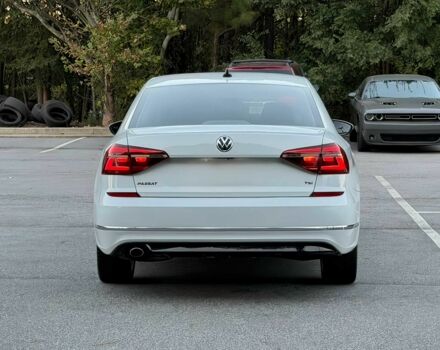Білий Фольксваген Пассат, об'ємом двигуна 2 л та пробігом 46 тис. км за 11300 $, фото 3 на Automoto.ua