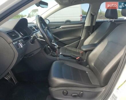 Белый Фольксваген Пассат, объемом двигателя 0 л и пробегом 73 тыс. км за 2500 $, фото 6 на Automoto.ua