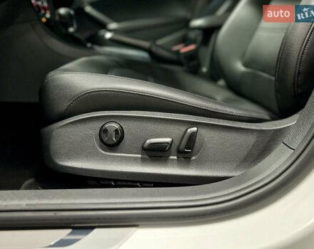 Білий Фольксваген Пассат, об'ємом двигуна 1.98 л та пробігом 143 тис. км за 12900 $, фото 20 на Automoto.ua