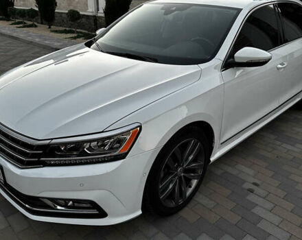 Белый Фольксваген Пассат, объемом двигателя 2 л и пробегом 54 тыс. км за 24350 $, фото 2 на Automoto.ua