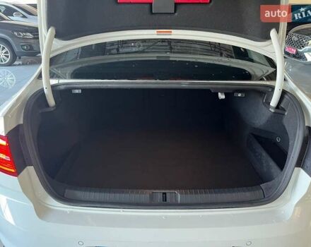 Белый Фольксваген Пассат, объемом двигателя 2 л и пробегом 134 тыс. км за 25500 $, фото 8 на Automoto.ua