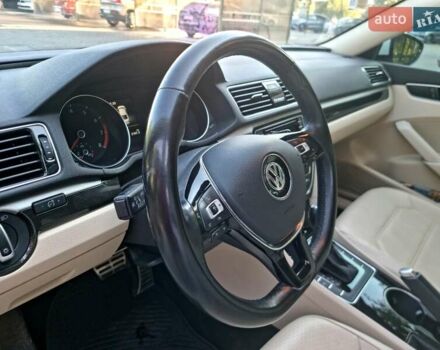 Белый Фольксваген Пассат, объемом двигателя 2 л и пробегом 148 тыс. км за 16700 $, фото 19 на Automoto.ua