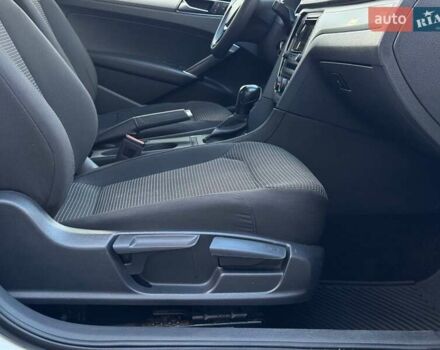 Белый Фольксваген Пассат, объемом двигателя 2 л и пробегом 90 тыс. км за 12800 $, фото 72 на Automoto.ua