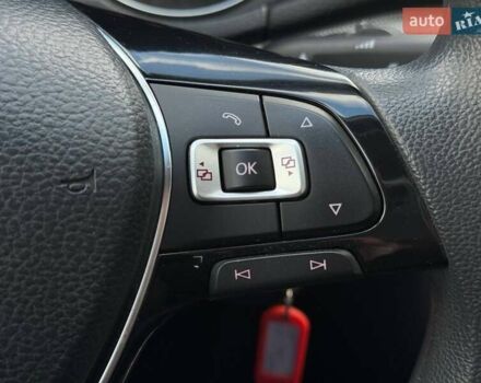 Белый Фольксваген Пассат, объемом двигателя 2 л и пробегом 90 тыс. км за 12800 $, фото 40 на Automoto.ua