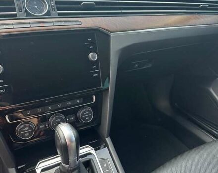 Белый Фольксваген Пассат, объемом двигателя 1.8 л и пробегом 99 тыс. км за 20500 $, фото 9 на Automoto.ua