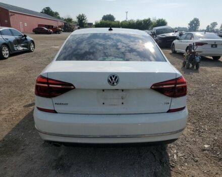 Белый Фольксваген Пассат, объемом двигателя 2 л и пробегом 175 тыс. км за 7200 $, фото 2 на Automoto.ua