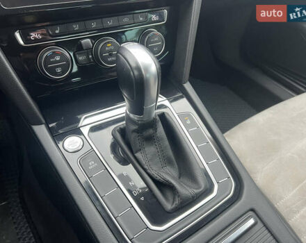 Белый Фольксваген Пассат, объемом двигателя 2 л и пробегом 120 тыс. км за 22000 $, фото 39 на Automoto.ua