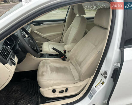 Білий Фольксваген Пассат, об'ємом двигуна 2 л та пробігом 147 тис. км за 8600 $, фото 17 на Automoto.ua