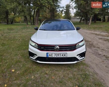 Белый Фольксваген Пассат, объемом двигателя 3.6 л и пробегом 190 тыс. км за 15500 $, фото 16 на Automoto.ua