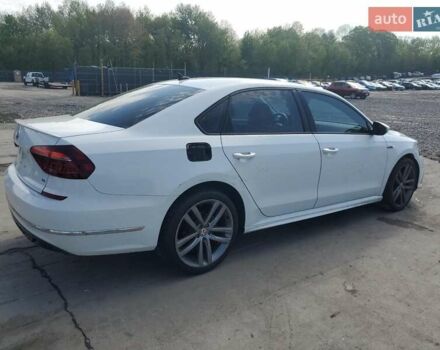 Белый Фольксваген Пассат, объемом двигателя 0 л и пробегом 73 тыс. км за 2500 $, фото 2 на Automoto.ua